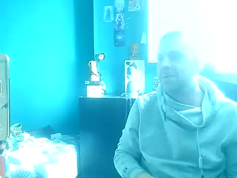 YouWantMe666 online show from September 15, 2025, 6:47 am