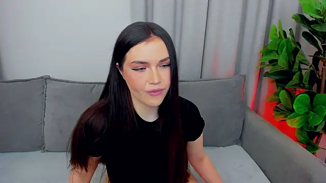 Snapshot of sexyangeloux chatting on May 28, 2026, 9:10 pm sexyangeloux online show from May 28, 2026, 9:10 pm
