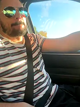 Snapshot of boytoyfrindles chatting on November 6, 2025, 11:20 pm boytoyfrindles online show from November 6, 2025, 11:20 pm