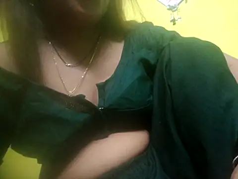 Snapshot of Sexyranibhabhi chatting on August 2, 2026, 4:15 pm Sexyranibhabhi online show from August 2, 2026, 4:15 pm
