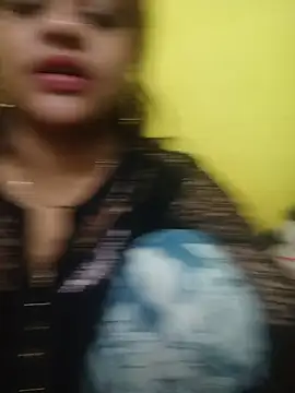 Snapshot of Sexyranibhabhi chatting on July 21, 2026, 3:35 pm Sexyranibhabhi online show from July 21, 2026, 3:35 pm
