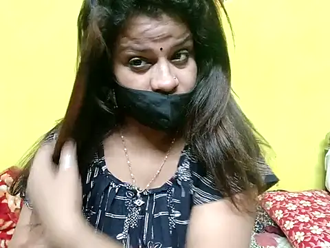 Sexyranibhabhi online show from November 11, 2025, 2:39 am