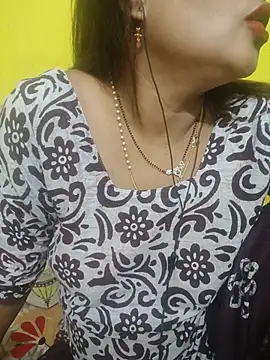 Snapshot of Sexyranibhabhi chatting on June 8, 2026, 2:17 pm Sexyranibhabhi online show from June 8, 2026, 2:17 pm