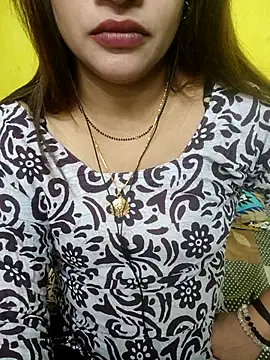 Snapshot of Sexyranibhabhi chatting on July 3, 2026, 3:40 pm Sexyranibhabhi online show from July 3, 2026, 3:40 pm