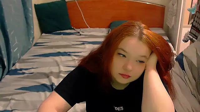 Snapshot of HaleyRoute chatting on November 6, 2025, 4:55 pm HaleyRoute online show from November 6, 2025, 4:55 pm