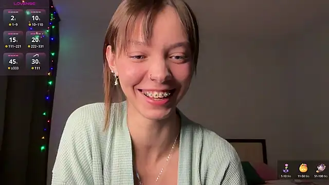 Snapshot of londare chatting on December 15, 2024, 3:53 pm londare online show from December 15, 2024, 3:53 pm