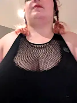 Snapshot of LadyRochester chatting on July 9, 2026, 10:42 pm LadyRochester online show from July 9, 2026, 10:42 pm