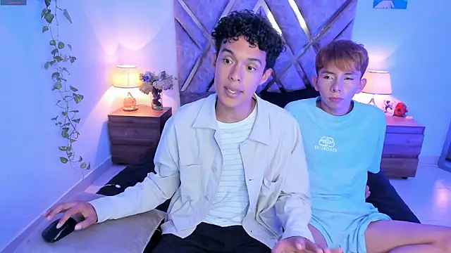 nickolas moon online show from November 5, 2025, 6:55 pm