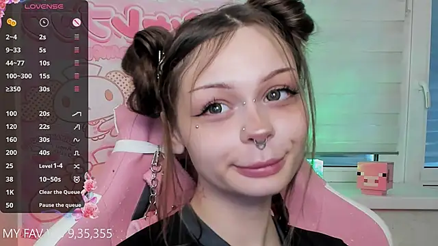 Snapshot of shy_melony chatting on March 5, 2026, 10:56 am shy melony online show from March 5, 2026, 10:56 am