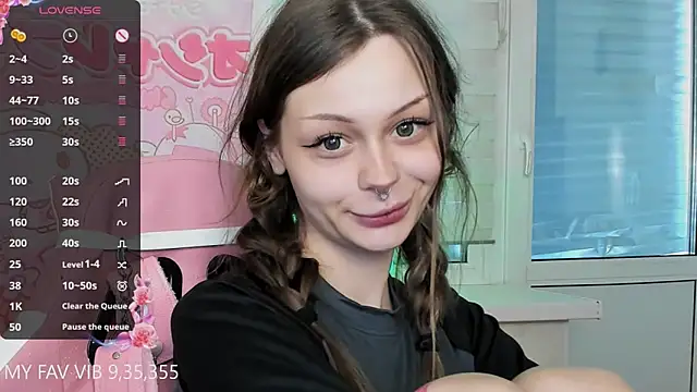 Snapshot of shy_melony chatting on March 8, 2026, 12:30 pm shy melony online show from March 8, 2026, 12:30 pm