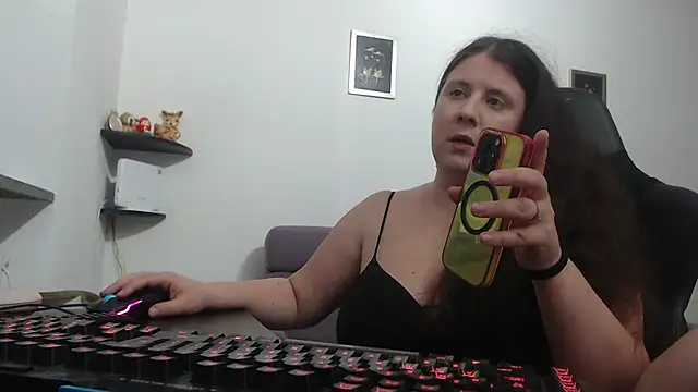 Snapshot of valerysexy chatting on July 6, 2026, 8:33 pm valerysexy online show from July 6, 2026, 8:33 pm