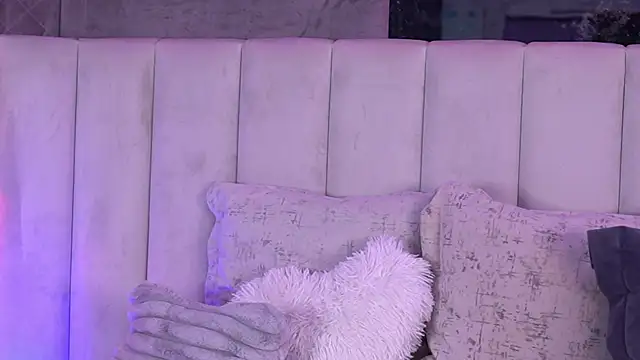 Snapshot of RaisaKali chatting on October 12, 2025, 4:08 pm RaisaKali online show from October 12, 2025, 4:08 pm