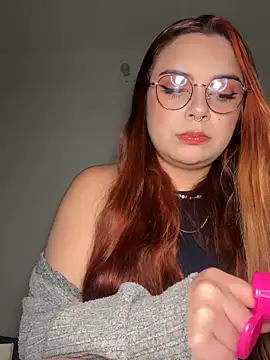 Snapshot of NatyOlson chatting on November 5, 2025, 4:26 am NatyOlson online show from November 5, 2025, 4:26 am