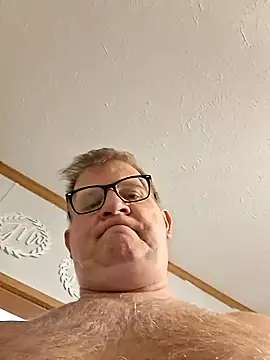 Snapshot of J83560Jason chatting on October 18, 2025, 6:54 pm J83560Jason online show from October 18, 2025, 6:54 pm