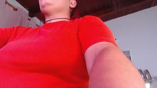 Snapshot of Amara_Red chatting on July 9, 2026, 11:20 am Amara Red online show from July 9, 2026, 11:20 am