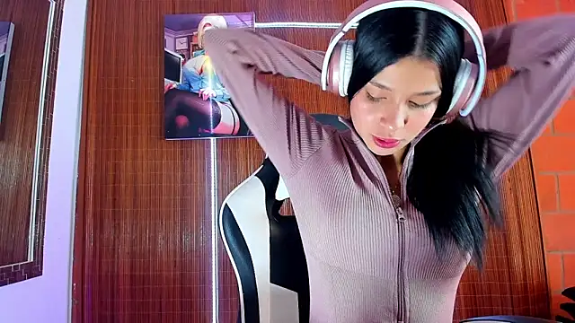 Zoee babygirl online show from February 17, 2026, 4:37 pm