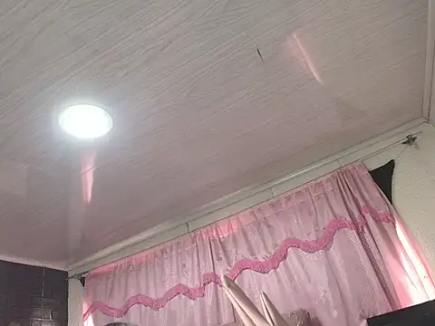 loren tits24 online show from January 24, 2025, 9:04 pm