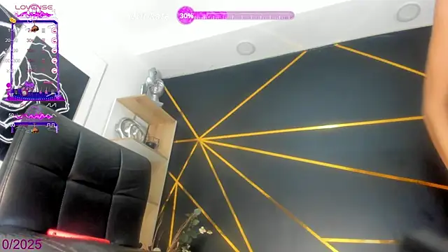 MystiqueTs online show from October 9, 2025, 1:44 pm