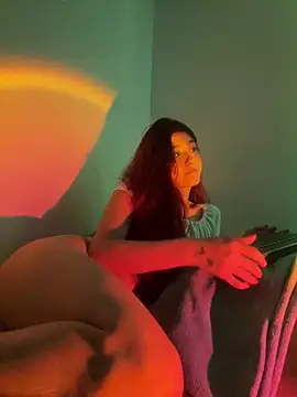 Snapshot of AnnyCherry_ chatting on January 31, 2025, 10:42 pm AnnyCherry online show from January 31, 2025, 10:42 pm