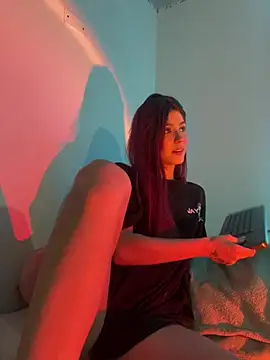 Snapshot of AnnyCherry_ chatting on February 4, 2025, 4:15 am AnnyCherry online show from February 4, 2025, 4:15 am