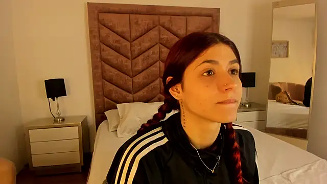 AnnyCherry  online show from October 30, 2025, 6:49 pm