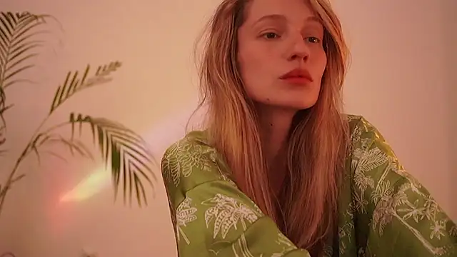 Snapshot of Stephany_talks chatting on February 3, 2026, 2:00 am Stephany talks online show from February 3, 2026, 2:00 am