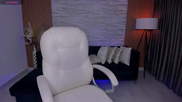 anniie smith online show from January 6, 2026, 3:10 am