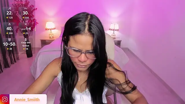 Snapshot of anniie_smith chatting on October 28, 2025, 11:09 am anniie smith online show from October 28, 2025, 11:09 am