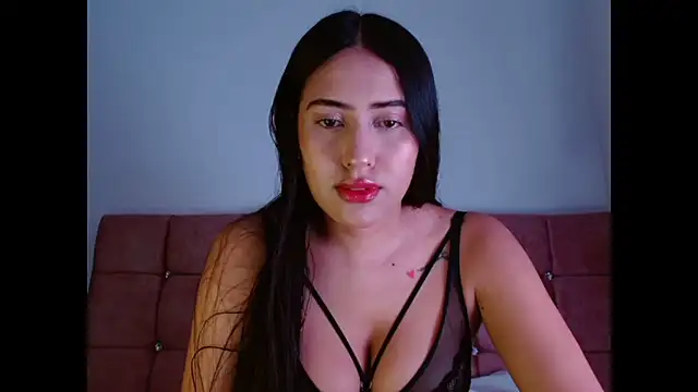 Paris-love online show from October 3, 2025, 11:50 pm