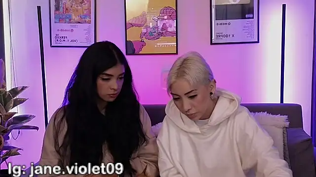 Snapshot of jane_hart_ chatting on December 3, 2025, 1:10 pm jane hart online show from December 3, 2025, 1:10 pm