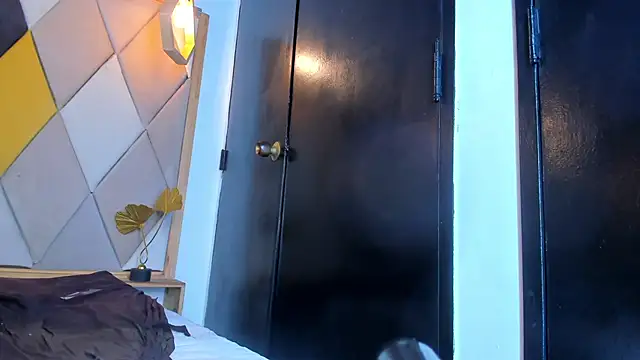 Snapshot of SamanthaFerrer_ chatting on March 17, 2025, 12:21 am SamanthaFerrer online show from March 17, 2025, 12:21 am