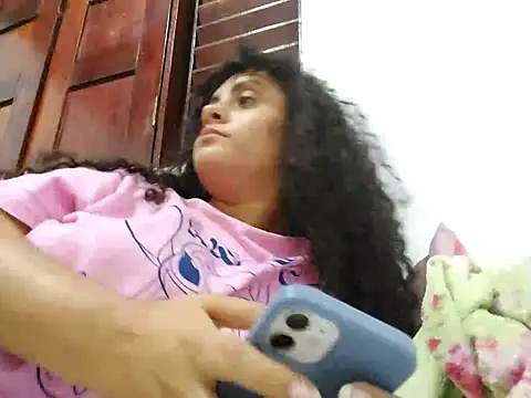 Snapshot of leximaxell chatting on October 11, 2025, 4:35 am leximaxell online show from October 11, 2025, 4:35 am