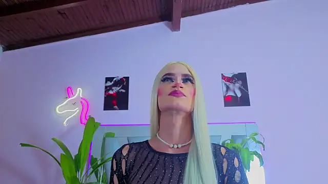 money Ts  online show from October 26, 2025, 10:43 pm