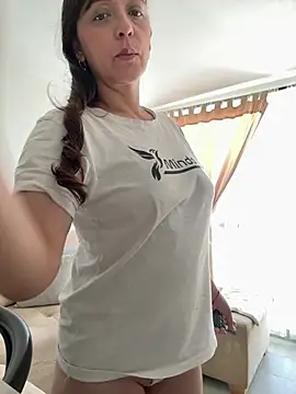 natalie cowens online show from April 26, 2026, 1:30 pm