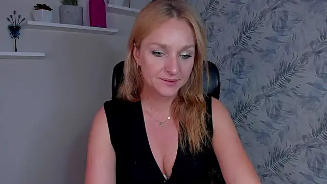 AliciaDesire online show from July 28, 2026, 11:28 am