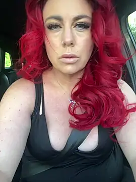 Snapshot of redxxxvixen chatting on July 4, 2026, 5:28 pm redxxxvixen online show from July 4, 2026, 5:28 pm