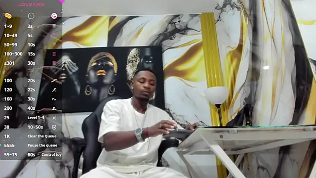 Snapshot of Thomas_shelbys chatting on March 2, 2025, 3:24 am Thomas shelbys online show from March 2, 2025, 3:24 am