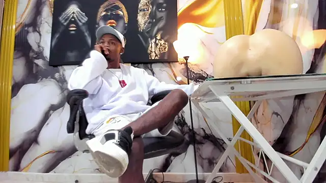 Snapshot of Thomas_shelbys chatting on March 8, 2025, 3:50 am Thomas shelbys online show from March 8, 2025, 3:50 am