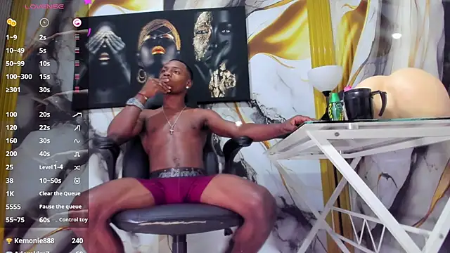 Snapshot of Thomas_shelbys chatting on March 2, 2025, 10:26 am Thomas shelbys online show from March 2, 2025, 10:26 am