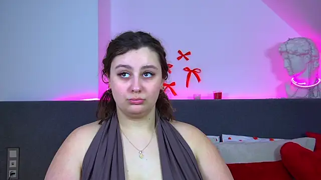 MaryMurray online show from February 16, 2026, 7:01 pm