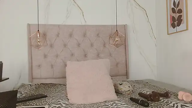 Snapshot of zamira_44 chatting on October 12, 2025, 1:12 pm zamira 44 online show from October 12, 2025, 1:12 pm