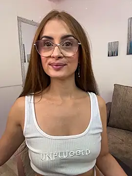 Snapshot of MiaaLoren chatting on November 29, 2025, 3:23 pm MiaaLoren online show from November 29, 2025, 3:23 pm