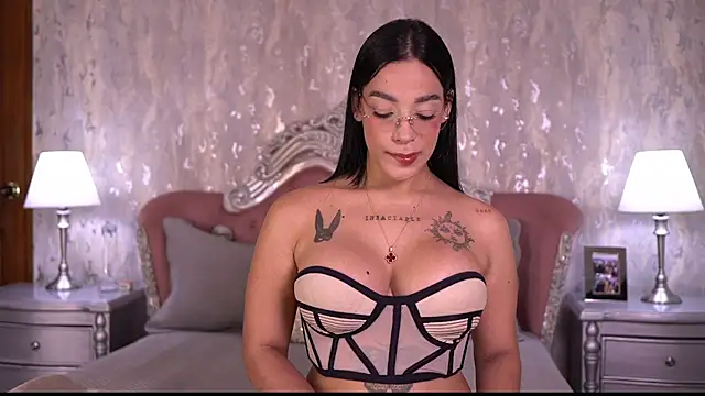 Snapshot of AngelineConnor chatting on June 26, 2026, 10:15 pm AngelineConnor online show from June 26, 2026, 10:15 pm