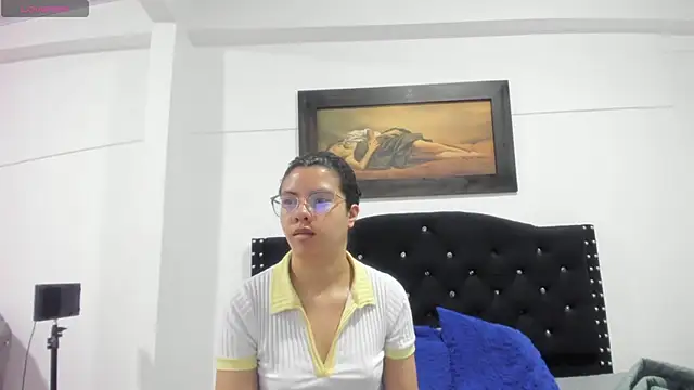 Vahiolet smith online show from November 23, 2025, 3:16 am