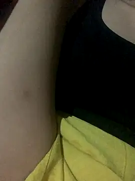 Snapshot of Asianmombigasss chatting on October 9, 2025, 3:01 pm Asianmombigasss online show from October 9, 2025, 3:01 pm