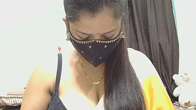 Snapshot of payal_sharma1 chatting on July 13, 2026, 6:02 am payal sharma1 online show from July 13, 2026, 6:02 am