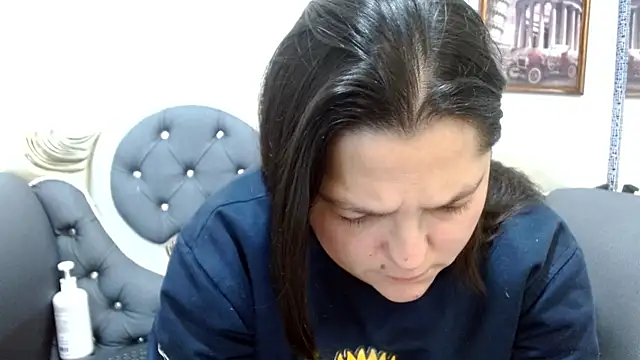 Snapshot of KataleyaStiward chatting on July 7, 2026, 12:20 pm KataleyaStiward online show from July 7, 2026, 12:20 pm