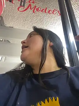 KataleyaStiward online show from October 30, 2025, 12:47 pm