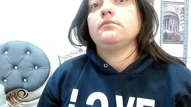 Snapshot of KataleyaStiward chatting on June 11, 2026, 12:24 pm KataleyaStiward online show from June 11, 2026, 12:24 pm