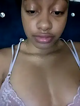 Snapshot of StormiHills chatting on March 2, 2026, 4:02 am StormiHills online show from March 2, 2026, 4:02 am